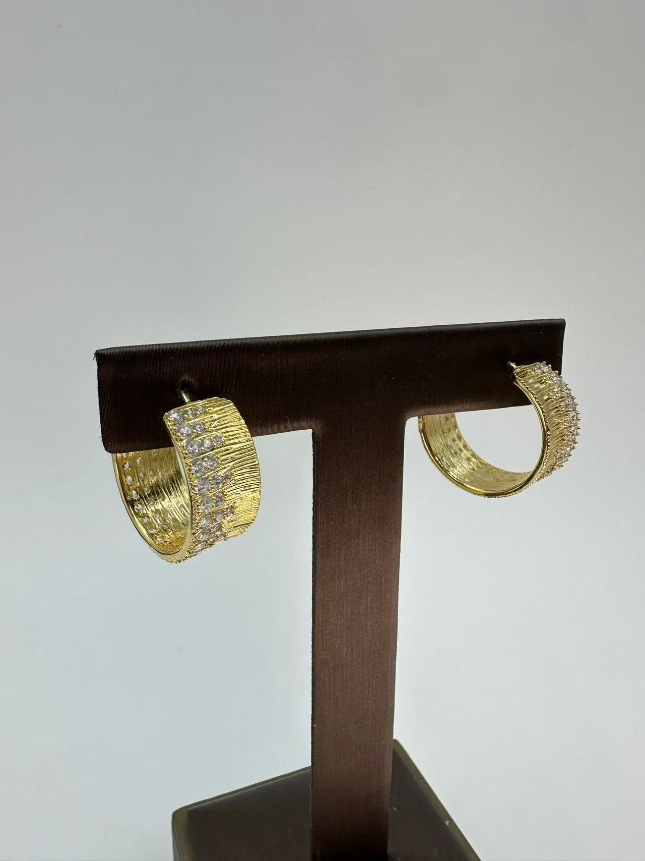 2025 New Brushed Metal C-Shaped Zircon Earrings – Sleek, Minimalist, and Sophisticated Design