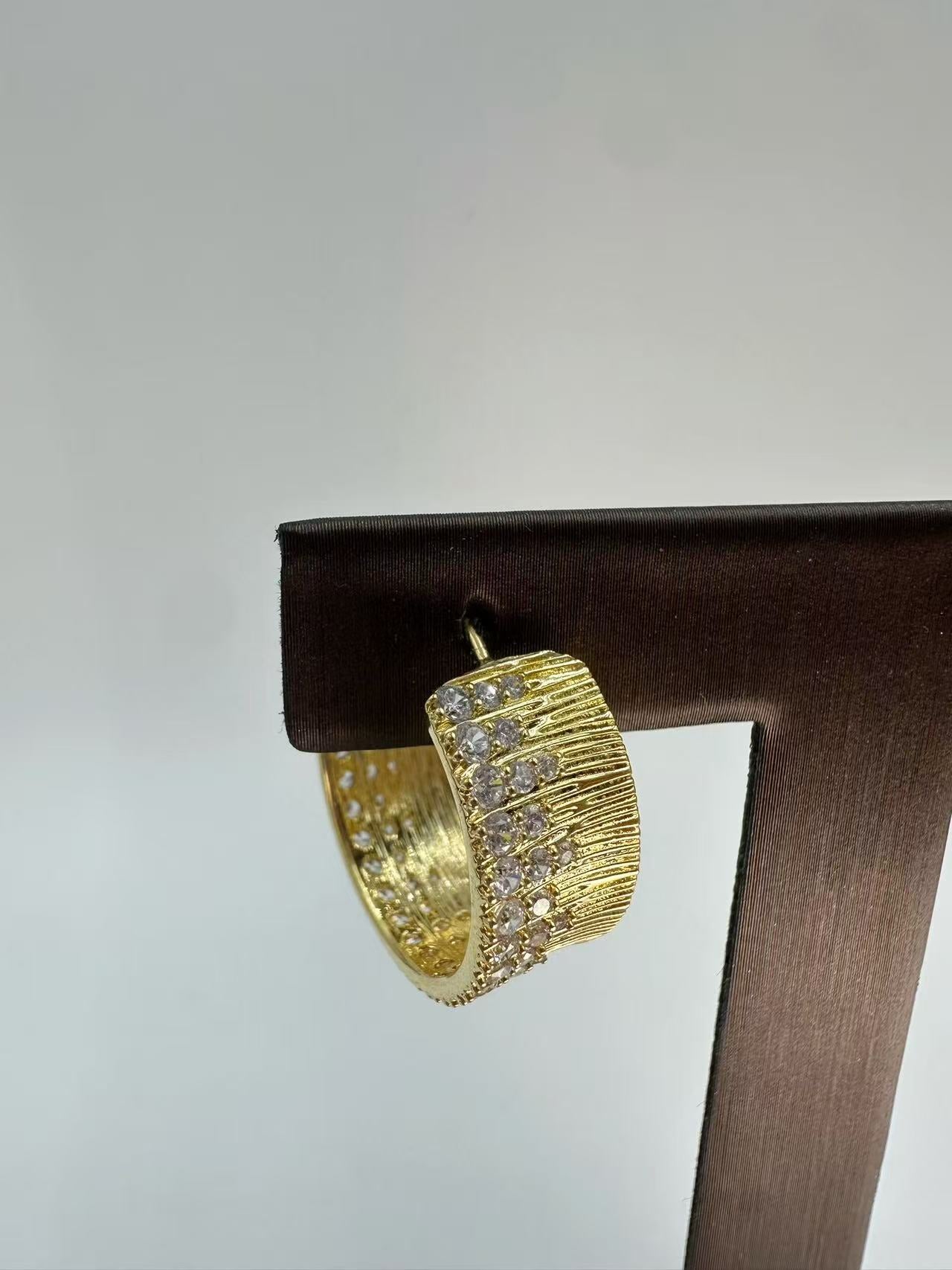 2025 New Brushed Metal C-Shaped Zircon Earrings – Sleek, Minimalist, and Sophisticated Design