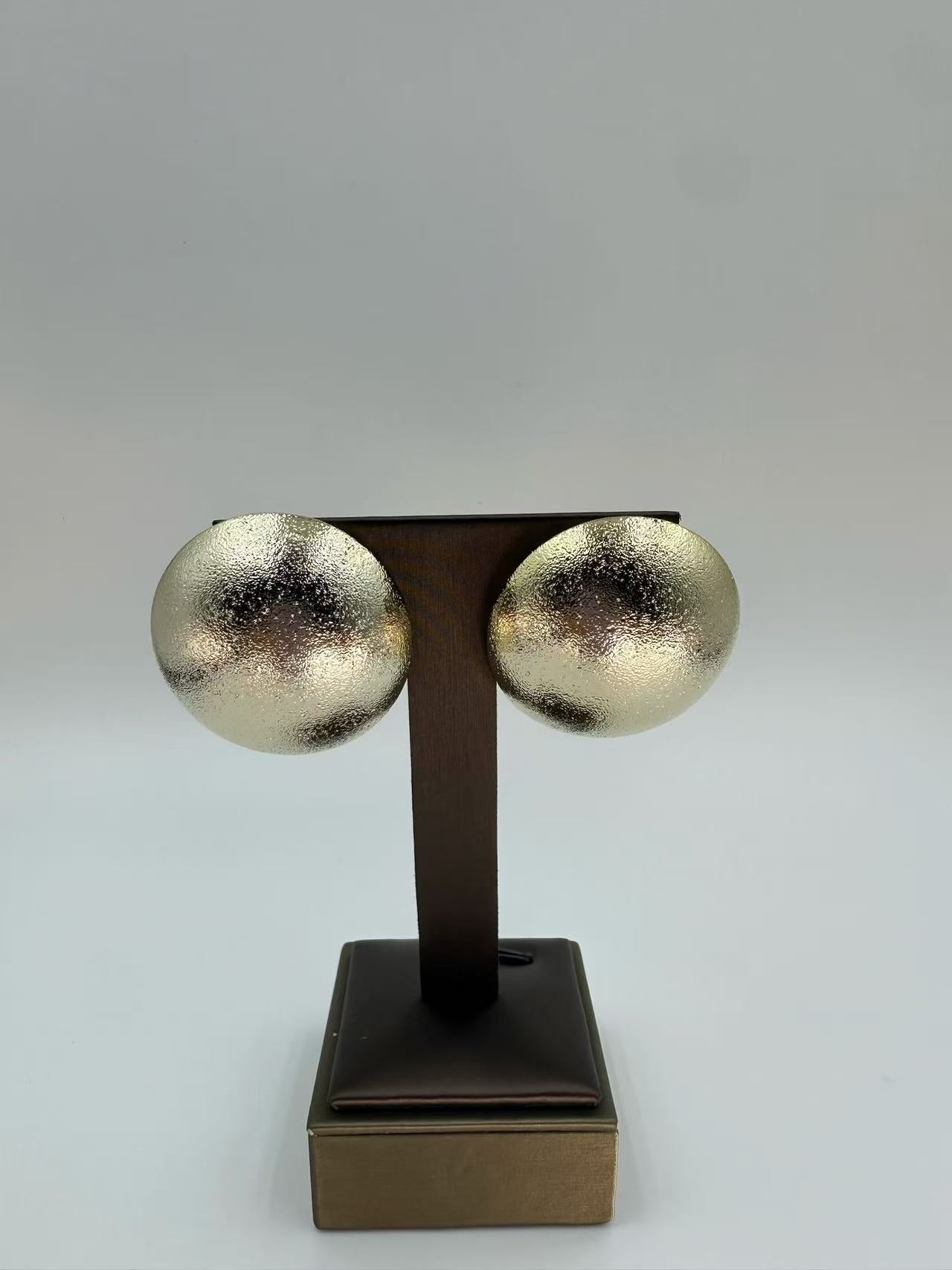 Elegant Matte Gold-Plated Oversized Hemisphere Earrings – Fashionable Bicolor K-Gold Statement Earrings for Women