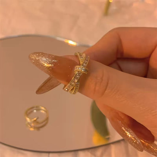 Elegant Ultra-Sparkling Micro Zircon Ring – INS Designer 2025 New Collection, Light Luxury Minimalist Statement Jewelry