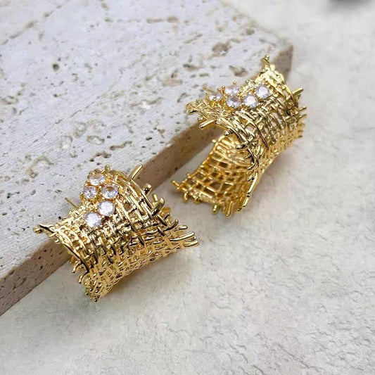 Hot 2025 Woven-Style Stud Earrings for Women – Trendy Hollow Mesh Design, Sparkling and Versatile Casual Fashion Jewelry
