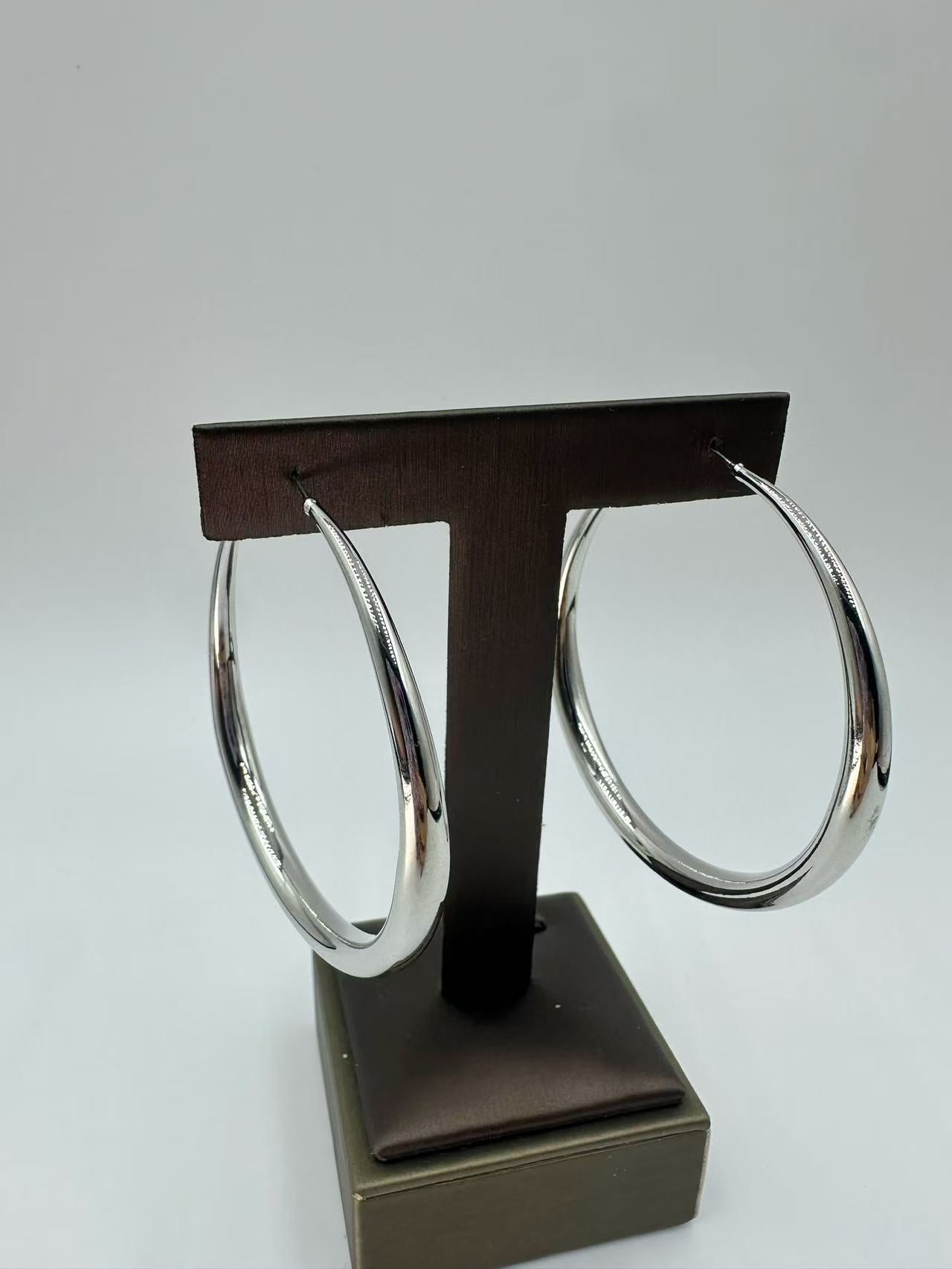 French-Style Earrings for Women – INS-Inspired European Chic, Trendy 2025 New Release, Sophisticated Statement Jewelry