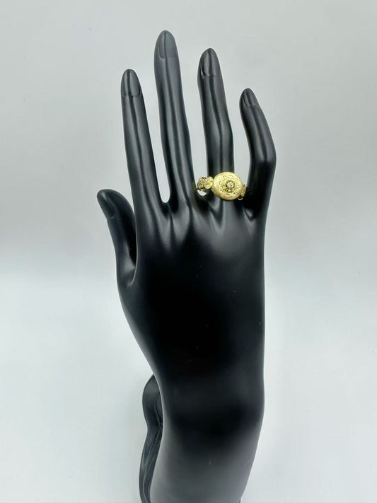 Italian Vintage-Inspired Gold Coin Ring – Brushed Hammered Finish, Sophisticated Light Luxury Designer Ring