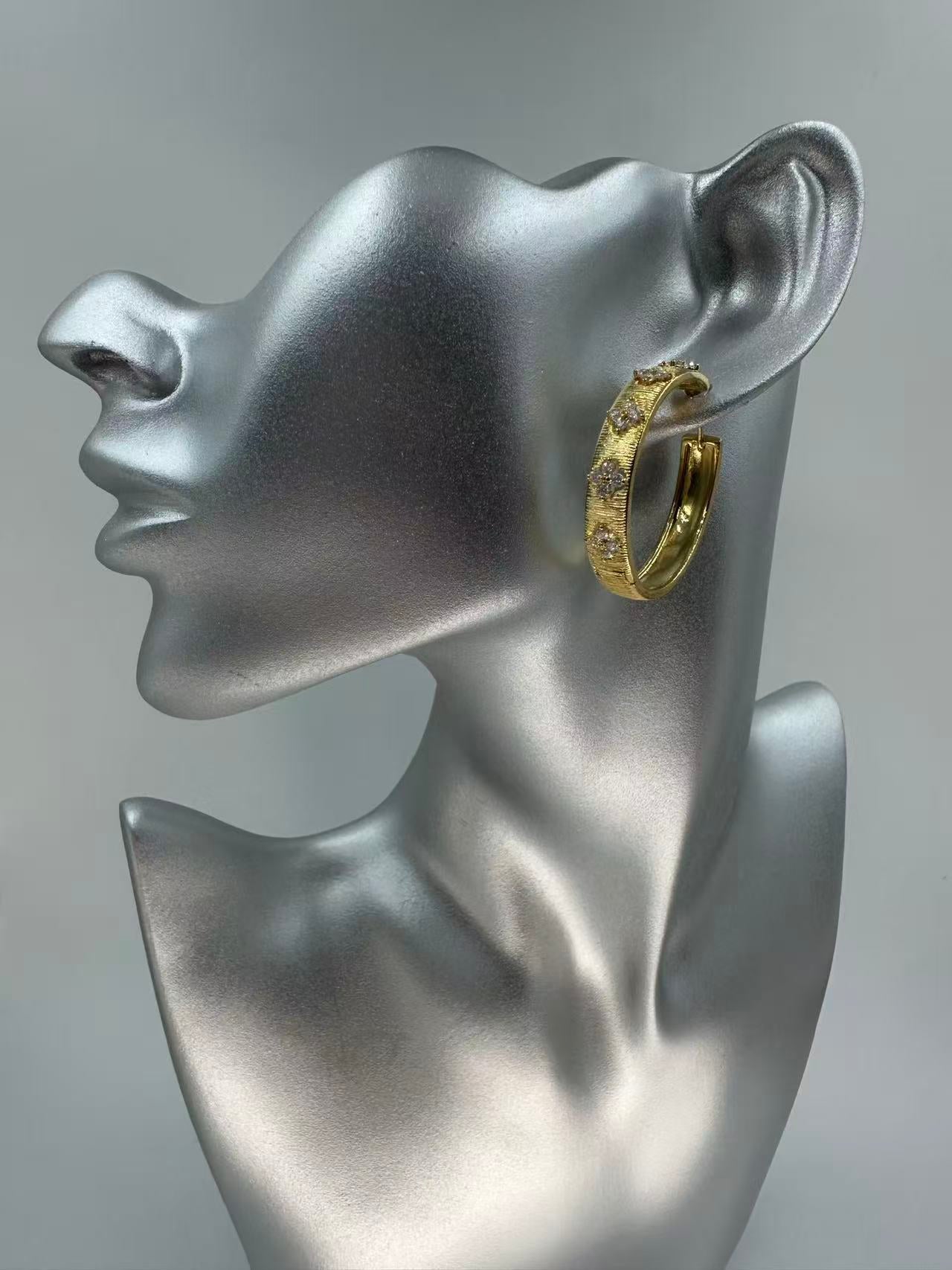 Fashionable Large Hoop Earrings with Delicate Micro Zircon Four-Leaf Clover – Elegant, Statement Light Luxury Jewelry for Women