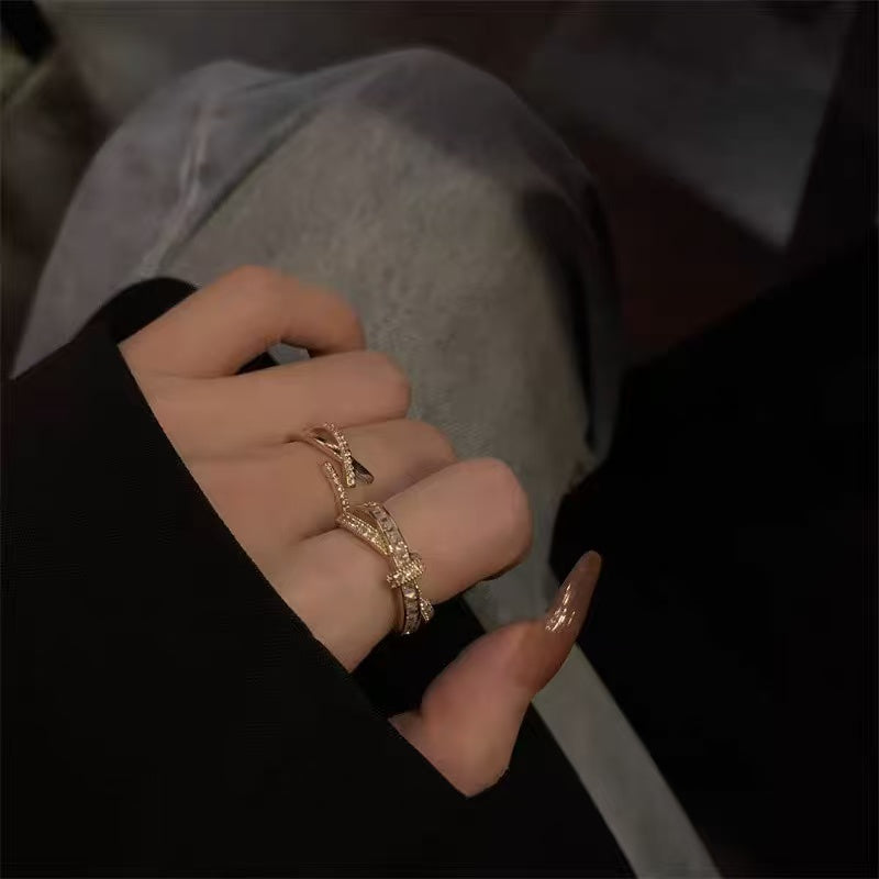 Elegant Ultra-Sparkling Micro Zircon Ring – INS Designer 2025 New Collection, Light Luxury Minimalist Statement Jewelry