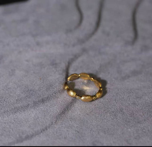 Elegant K-Gold Plated Vintage Brushed Rice Bead Ring – Minimalist Chic Designer Ring, Perfect for Daily Wear