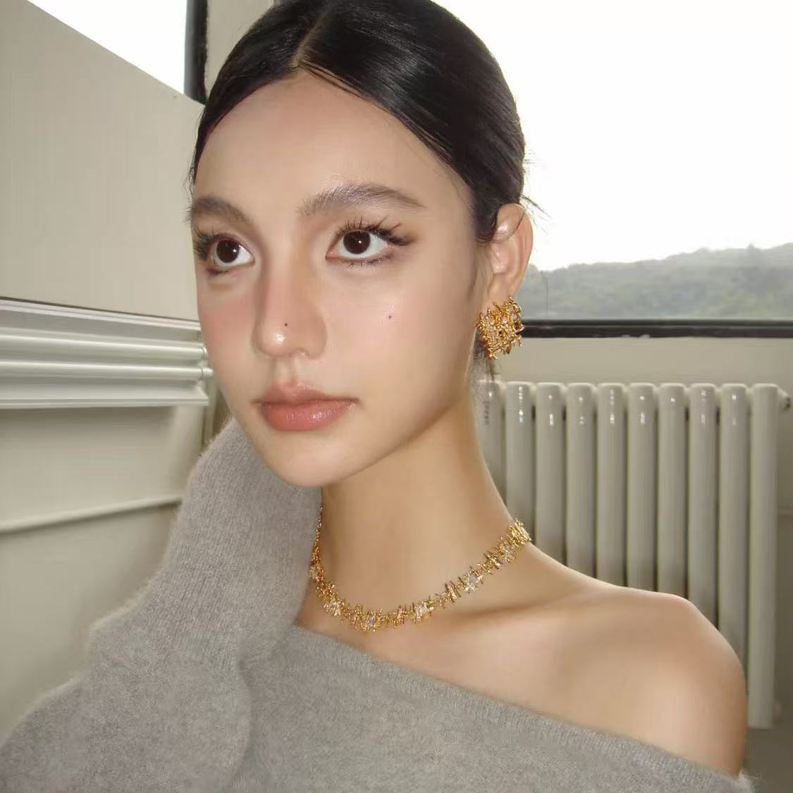 Minimalist Metal Woven Mesh Earrings with Zircon for Women – Chic Unique Designer Style, Light Luxury Statement Studs