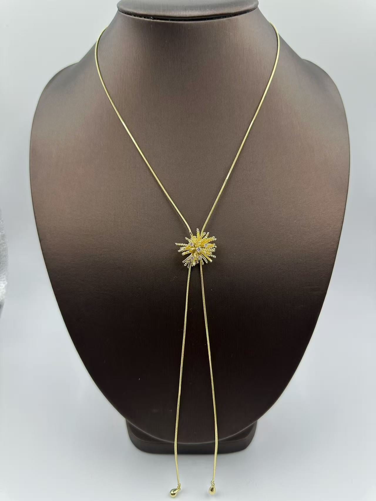 Elegant French Light Luxury Snowflake Pendant Necklace – Sparkling Rhinestones, Sophisticated Chic Jewelry for Women