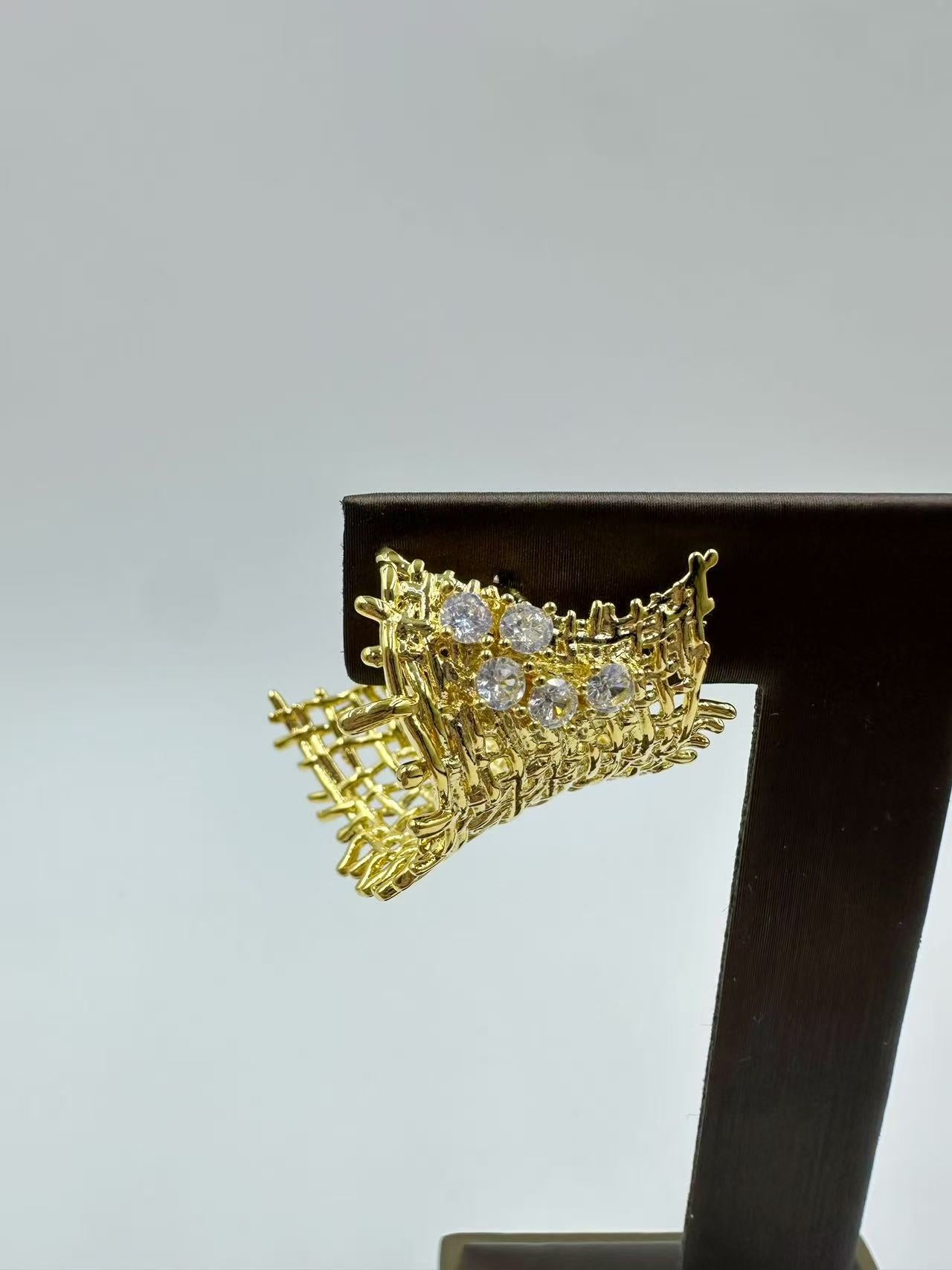 Hot 2025 Woven-Style Stud Earrings for Women – Trendy Hollow Mesh Design, Sparkling and Versatile Casual Fashion Jewelry