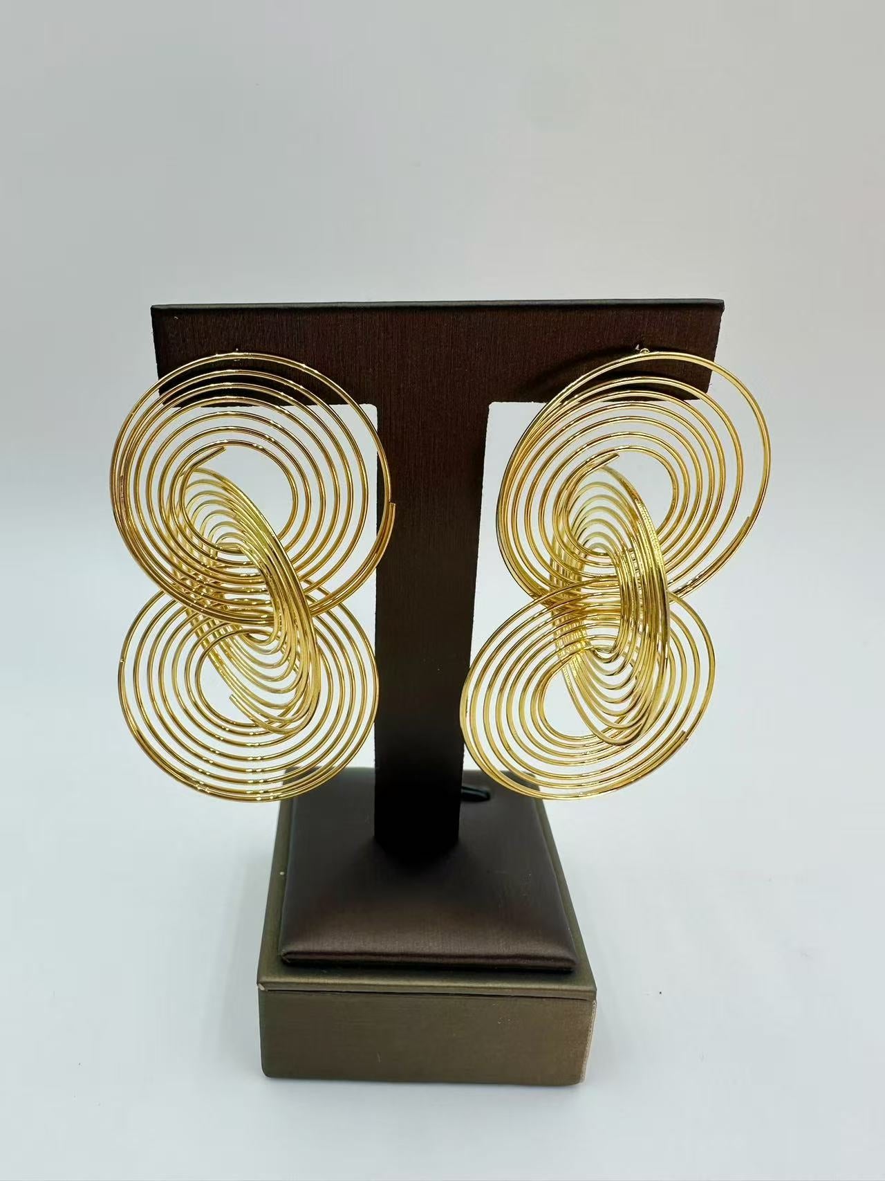 Oversized Hoop Earrings for Women – Trendy European Style, Bold Statement Earrings, Perfect for Nightclub and Party Look