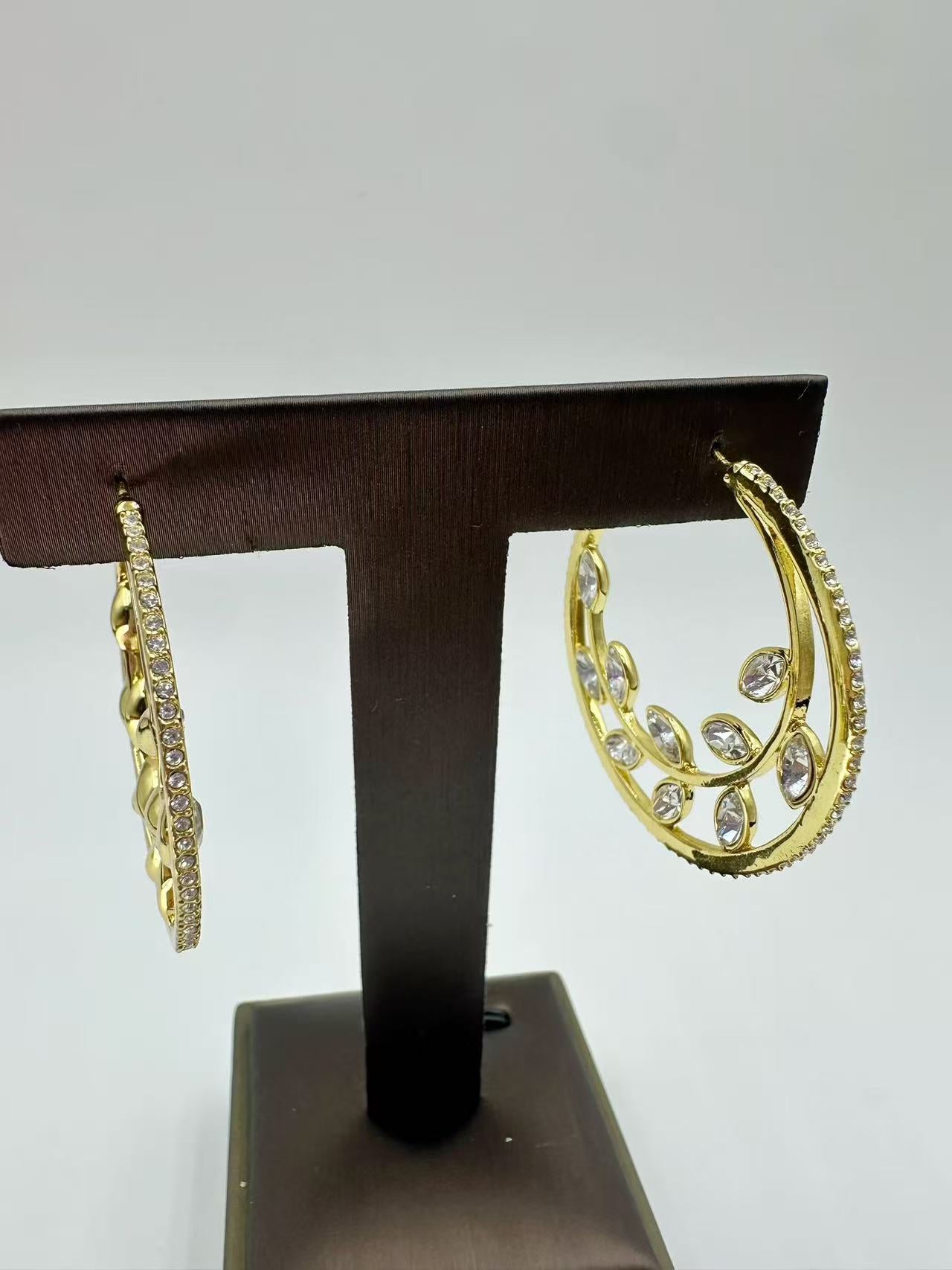 Elegant Unique Designer Hoop Earrings – Sophisticated Minimalist Stud and Clip-On Jewelry, Chic Light Luxury Accessories for Women